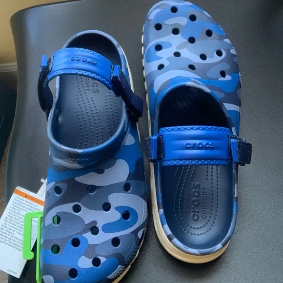 Blue Camo Crocs Sz M10 - Picture 3 of 3